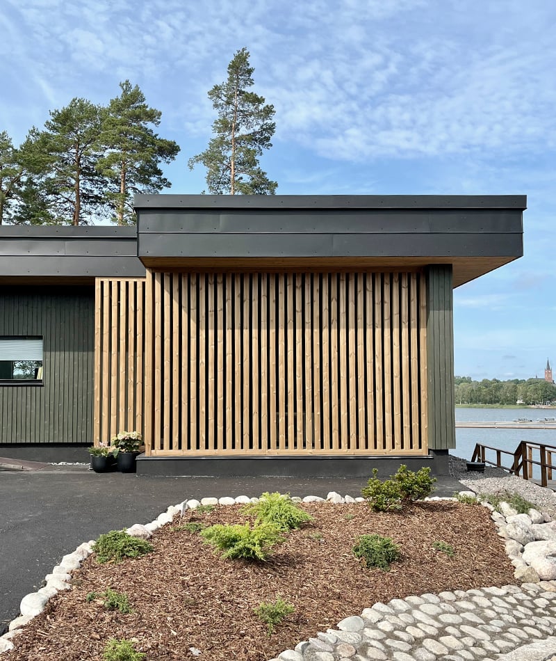 Cabin Havsstrand with Thermowood cladding