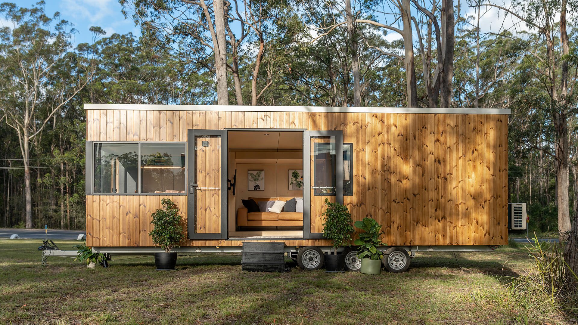 Minimalism with Sustainable Tiny House Materials
